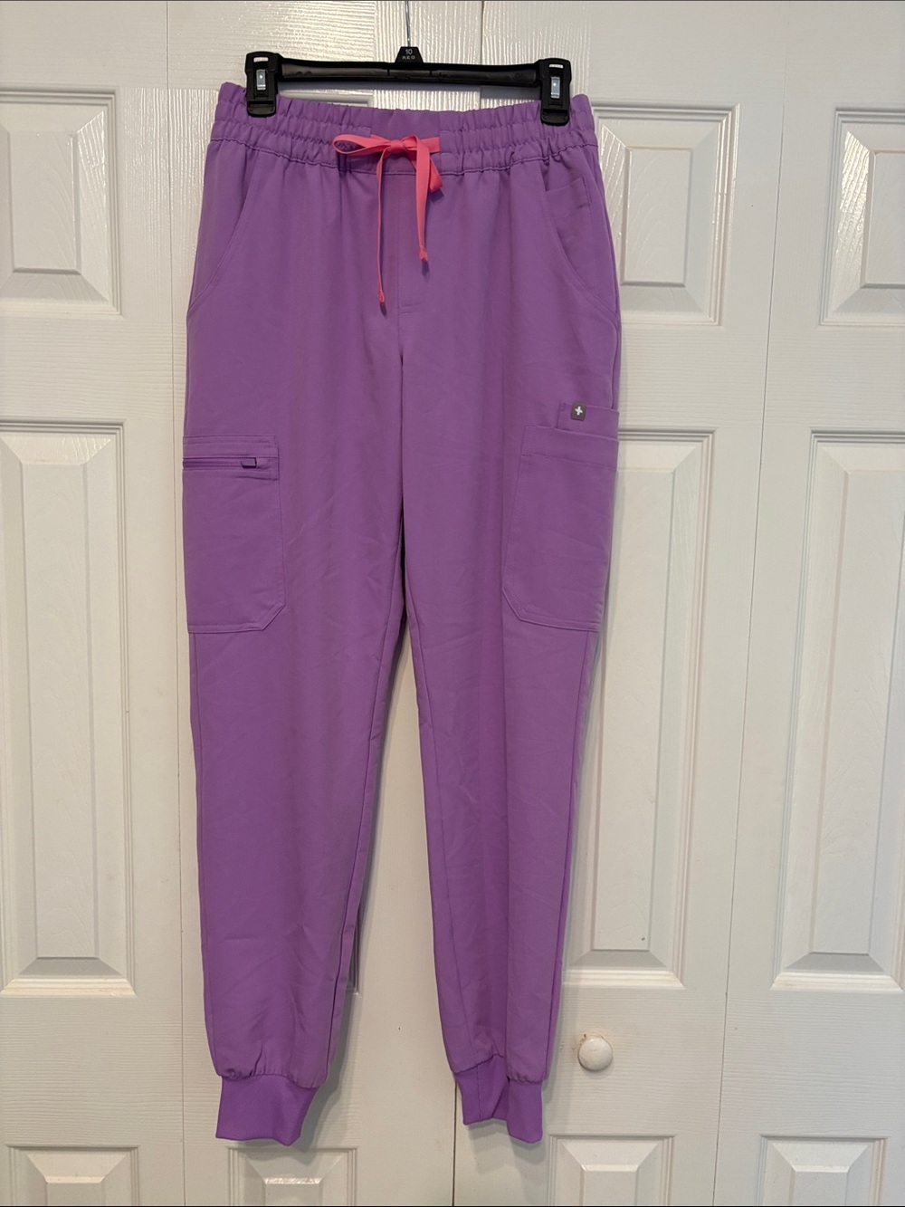 Women’s Lavender scrub Jogger Pants with Pink Drawstring size Small Tall